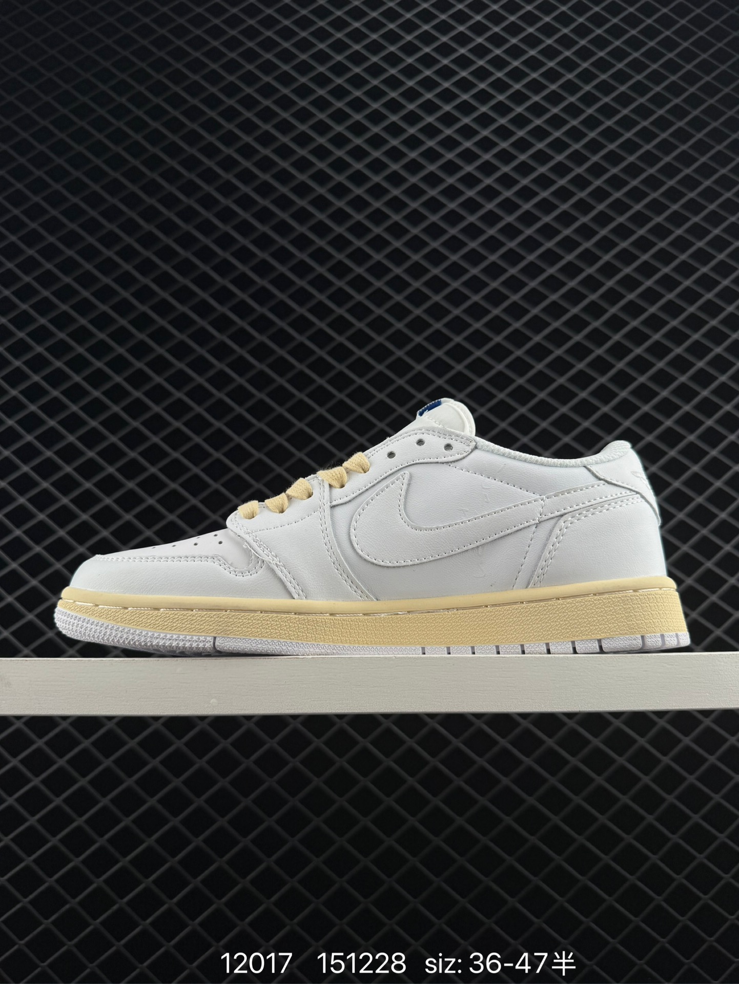 Travis Scott x Air Jordan 1 ” Reverse Mocha “